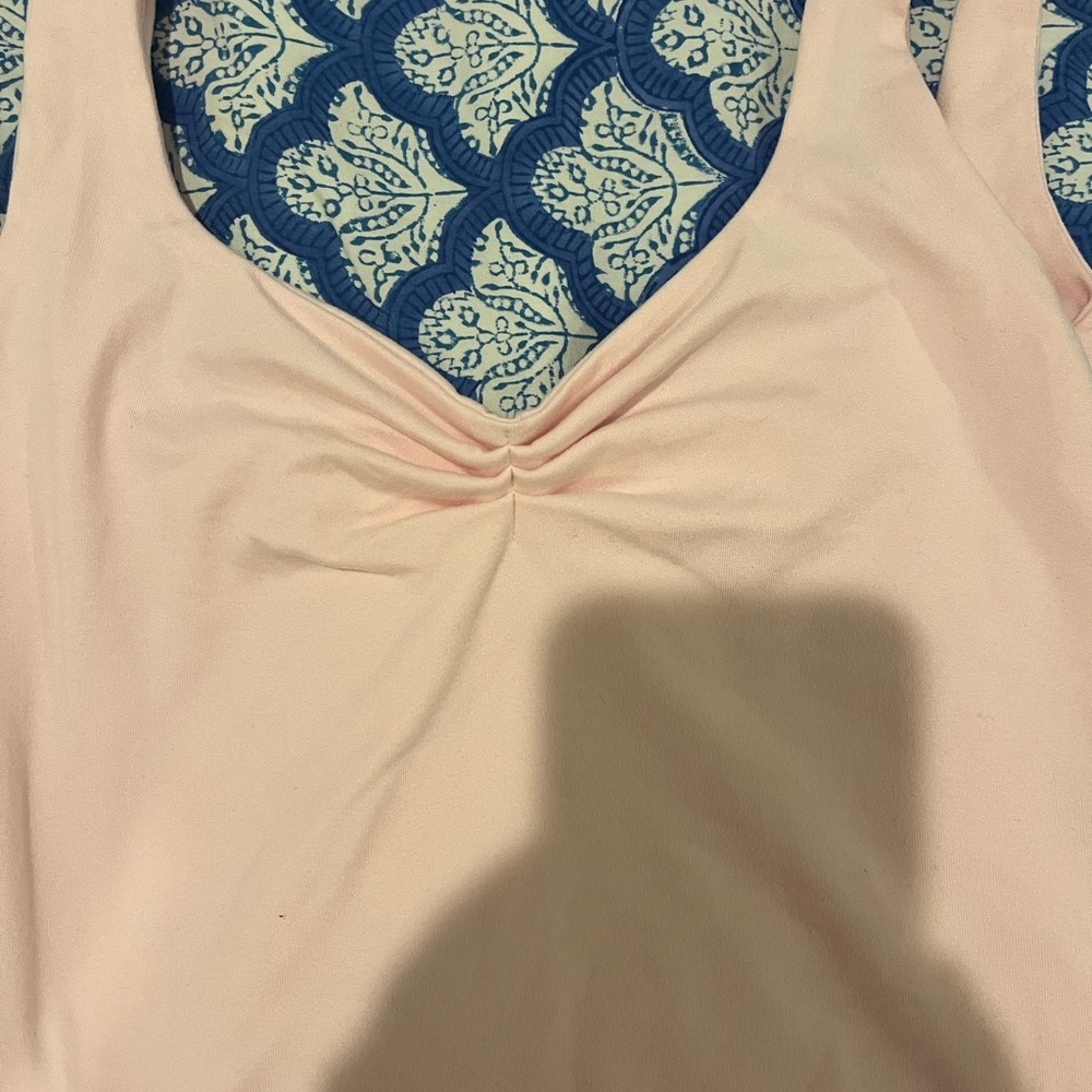 Pink Tanktop - Picture 3 of 5